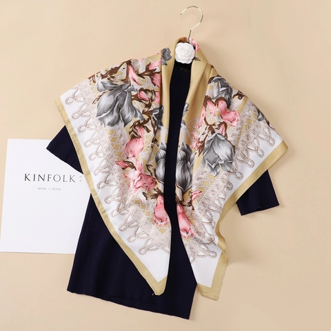 Pañuelo de Satén Cuadrado con Estampado Floral Vintage para Mujer Elegante Tacto de Seda Chal Grande Envoltura de Cuello Accesorio