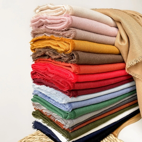 Women's Solid Color Shawl Scarf With Fringed Edges Elegant Imitation Cotton Linen Large Square Scarf For Daily Office Party