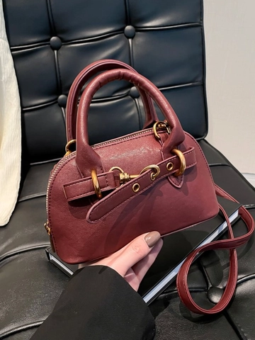 Vintage PU Leather Boston Shoulder Bag For Women Large Capacity Retro Handbag With Metal Buckle Decorative Belt Solid Color Crossbody Satchel Daily Commute Bag