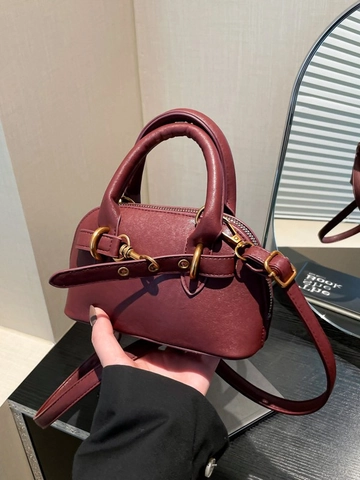 Vintage PU Leather Boston Shoulder Bag For Women Large Capacity Retro Handbag With Metal Buckle Decorative Belt Solid Color Crossbody Satchel Daily Commute Bag