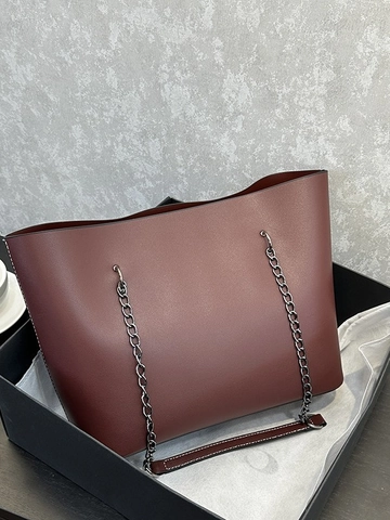 Sac Fourre-tout Minimaliste en Cuir PU Avec Bandoulière en Chaîne Métallique Grande Capacité Coutures Contrastées Femmes