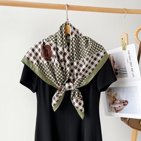 Dames Satijn Vierkante Sjaal Franse Elegantie Vintage Hahnentritt Camellia Bloemenprint Bandana Halssjaal Mode Hoofddoek