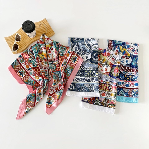 Bohemian Satin Square Scarf Floral Butterfly Print Retro Headscarf Shawl Fashionable Hair Neck Accessories Elegant Scarf For Women