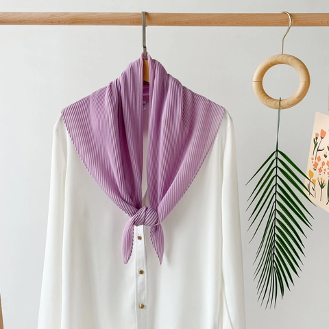 Women Elegant Pleated Square Scarf Solid Color Artificial Pearl Chiffon Hijab Middle Eastern Style Soft Fashion Shawl Headscarf