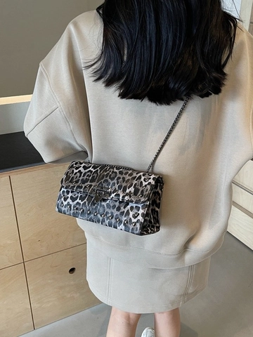 Vintage Leopard Print Chain Shoulder Bag Women PU Leather Rivet Crossbody Bag Street Fashion Square Bag Handbag