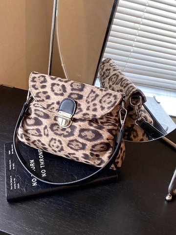 Vintage Leopard Print Small Square Bag For Women PU Leather Flocking Shoulder Bag With Metal Buckle Fashion Handbag