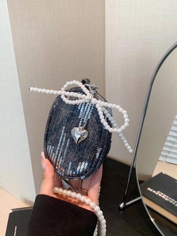 Y2K Mini Denim Crossbody Bag For Women Sequin Artificial Pearl Chain Shoulder Bag With Bow Heart Pendant Sweet Cool Small Coin Purse
