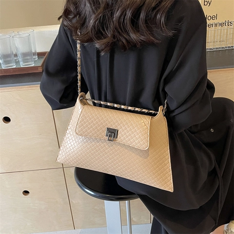Damen Gesteppte Raute Muster Umhängetasche Urban Minimalistisch PU Leder Achsel Tasche Mit Metall Kettenriemen Für Den Alltag