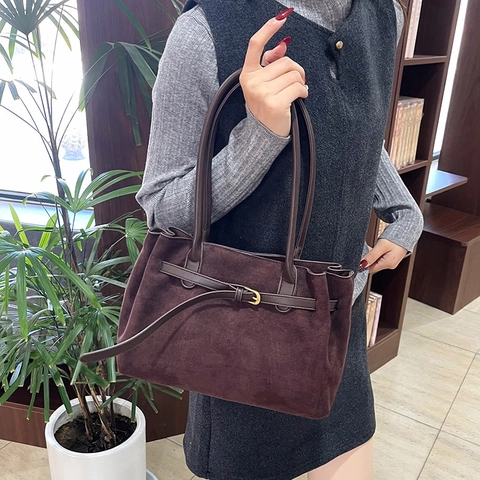 Women's Large Capacity Faux Suede Tote Bag Vintage Solid Color Commuter Shoulder Bag With Metal Buckle Versatile Office Leisure Handbag