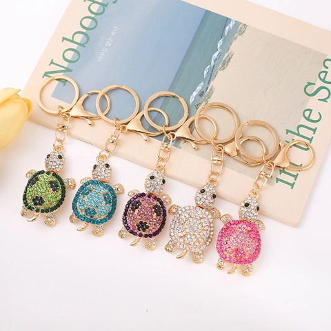 Mode Strass Meeresschildkröte Schlüsselanhänger Goldener Legierung Tier Taschenanhänger Kreativer Schmuck Geschenk Damen Auto Schlüsselring