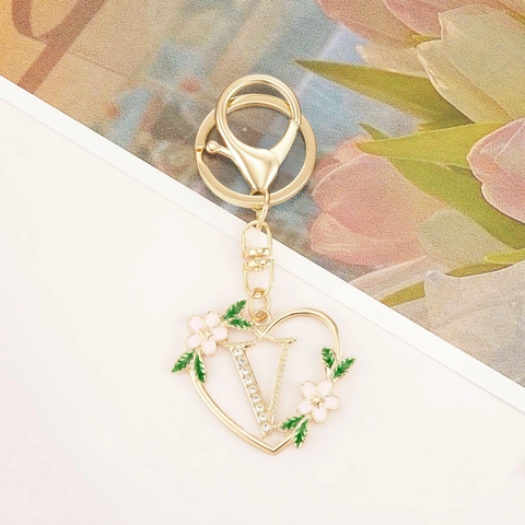 Zinc Alloy Heart Alphabet Keychain Rhinestone Enamel Flower Gold Plated Letter Keyring Bag Charm For Women Girls Gift