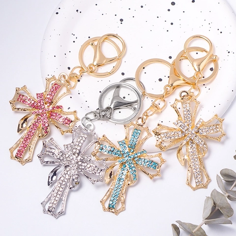 Portachiavi con Croce in Lega Vintage Fiocco con Strass Ciondolo a Croce in Metallo Cavo Oro Argento Accessorio Gioiello per Borsa
