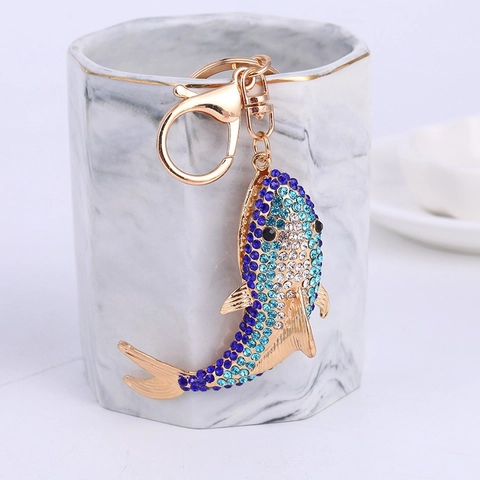 Porte-clés Requin en Strass Thème Océan Alliage de Zinc Plaqué Or Poisson Bijou de Sac Cadeau Femme Cristal Bleu Blanc