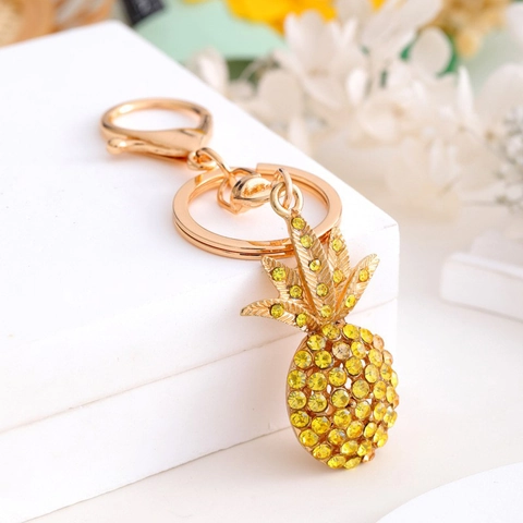 Portachiavi in Metallo a Forma di Ananas con Strass Lega Placcata in Oro Cristallo Luccicante Ciondolo per Borsa e Zaino