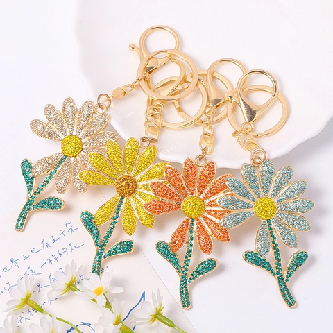 Rhinestone Metal Daisy Flower Keychain For Women Zinc Alloy Inlaid Crystal Sunflower Keyring Birthday Gift Bag Hanging Ornament