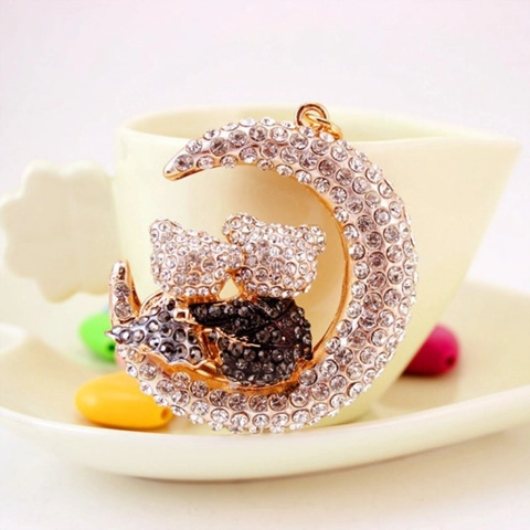 Luxury Zinc Alloy Moon Bear Keychain Sparkling Rhinestone Bag Pendant For Couple Gift Creative Key Ring Decorative Jewelry