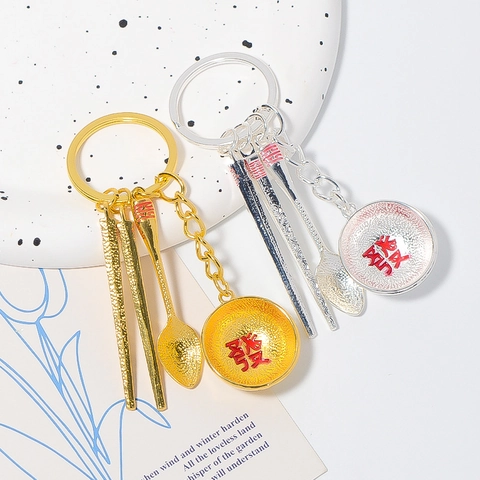 Style Chinois Bol de Riz Doré Baguettes Cuillère Porte-clés Allié Cordon en Cuir Pendentif de Sac Créatif Anneau de Clé de Voiture Bijou Cadeau
