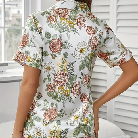 Ensemble de Pyjama en Satin Fleuri Vintage pour Femme Haut à Boutons Manches Courtes Et Short Élégant Vêtement de Nuit