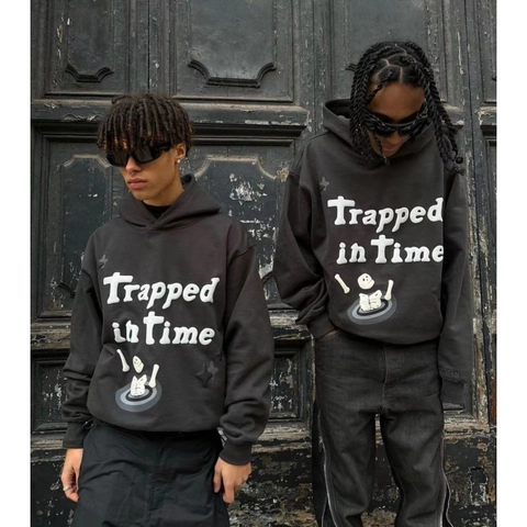 Felpa con Cappuccio Streetwear Trapped In Time Puff Print Uomo Hip Hop Graffiti Fleece Cotone Oversize