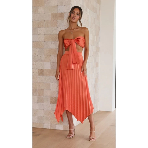 Γυναικείο Σέξι Σετ Δύο Τεμαχίων Αμάνικο Halter Top Με Φιόγκο Και Ψηλόμεση Ασύμμετρη Πλισέ Μίντι Φούστα Satin Ρούχο Διακοπών