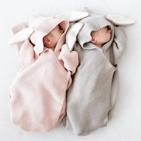 Sacco Nanna in Maglia per Neonati con Orecchie da Coniglio Pagliaccetto con Cappuccio Animale 3D Coperta Avvolgente