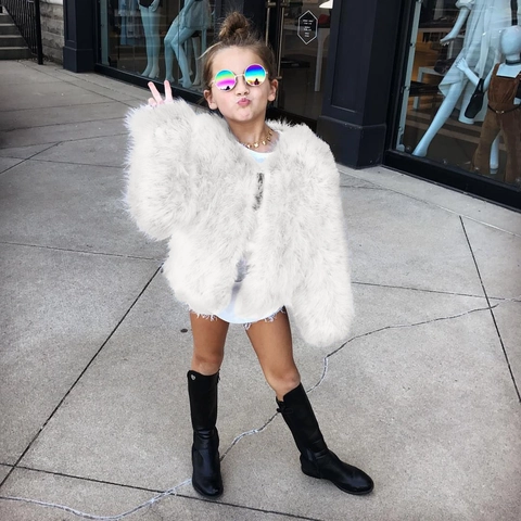 Kids Faux Fur Coat Winter Warm Short Outerwear For Girls Boys Unisex Plush Jacket Round Neck Long Sleeve Fashion Streetwear