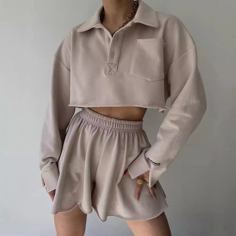 Completo Donna Due Pezzi Shorts Set Manica Lunga Cropped Polo Neck Top Pantaloncini Vita Alta Coulisse Orlo a Vivo