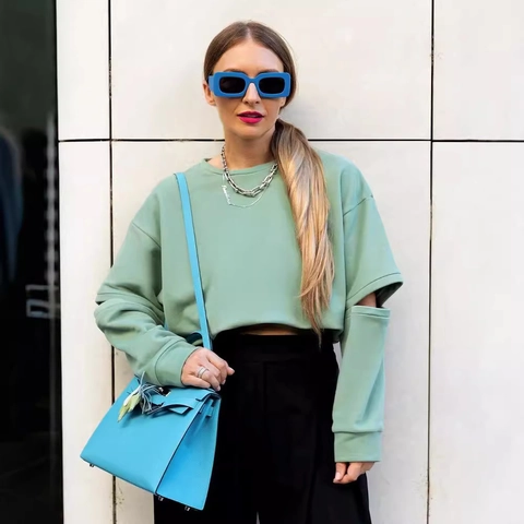 Sudadera de Mujer con Cuello Redondo y Mangas con Aberturas Estampado de Letras Pullover Suelto Casual Streetwear Moda Otoño