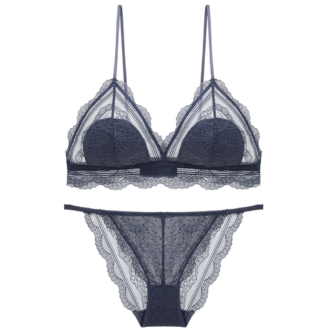 Ensemble Lingerie Sexy en Dentelle Style Français Soutien-Gorge Et Culotte Sans Armatures Bonnet Triangle Mince Broderie