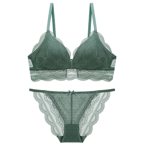 Women's French Vintage Sexy Lingerie Lace Triangle Cup Bra And Panty Breathable Comfortable Floral Lace Underwear Underwear