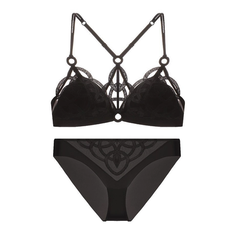 Style Français Broderie Dentelle Maille Sexy Soutien-gorge Et Culotte Sans Armatures Bonnet Triangle Ajouré Beau Dos Sous-vêtements Femme