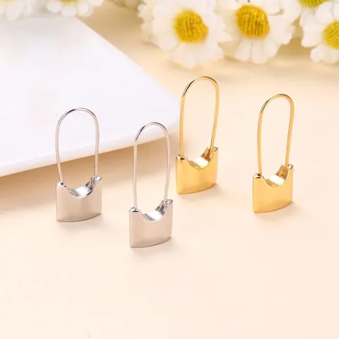 Lock Hängeohrringe Messing 18K Vergoldet Sicherheitsnadel Form Hochglanzpoliert Minimalistischer Vintage Stil