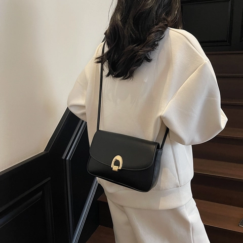 Borsa A Tracolla Da Donna Minimalista In Pelle PU Borsa A Spalla Moda Con Fibbia In Metallo Argentato Urbano Versatile
