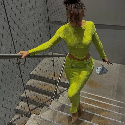 Set Due Pezzi Sexy Donna con Glitter Crop Top Manica Lunga e Gonna Midi Bodycon Increspata Fluorescente Party Clubwear
