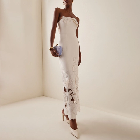Elegantes Weißes Trägerloses Maxikleid Mit 3D-Blumenapplikationen Und Ausschnitten Polyester Satin Abendparty Hochzeitskleid Damen