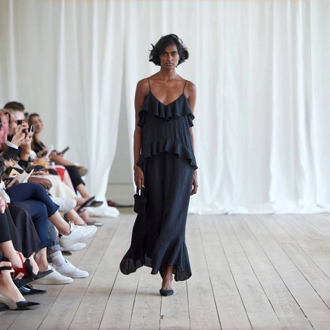 Elegant Women V Neck Strap Maxi Dress Ruffle Chiffon Patchwork Solid Black Long A Line Party Dress For Summer