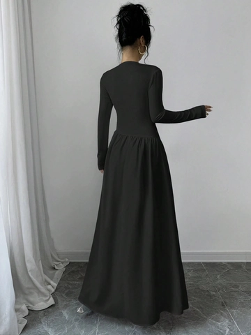Women Elegant French Black Round Neck Long Sleeve Maxi Dress Minimalist High Waist Pleated A-Line Evening Party Dress