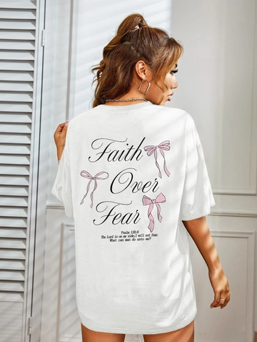 Dames Oversized T-Shirt Faith Over Fear Letterprint Roze Strik Casual Ronde Hals Korte Mouw Melkzijde Losse Zomertop