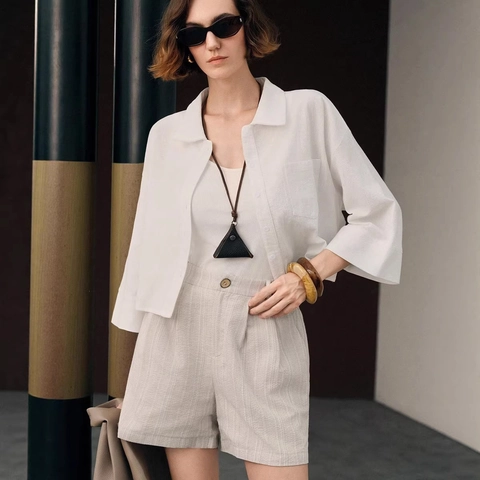 Women Casual White Cotton Shirt Short Sleeve Button Down Blouse Crop Top Boxy Fit Turn Down Collar OL Office Wear