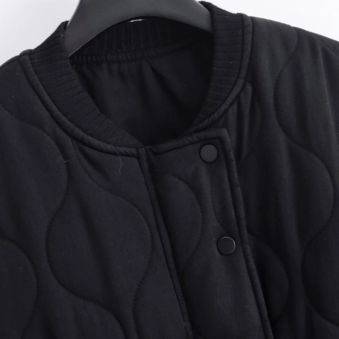 Women Oversized Onion Quilted Bomber Jacket With Pockets Snap Button Ribbed Trim Warm Polyester Cotton Padding Coat Winter Jacket