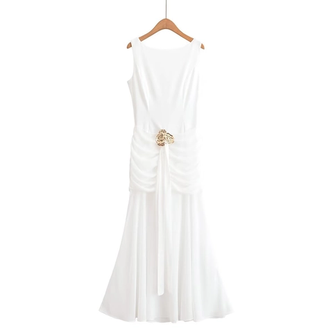 Damen Sexy Rückenfreies Maxi Kleid Ärmellos Geraffte Taille Mit Goldener Blumenschnalle Elegantes Polyester Abendparty Langes Kleid