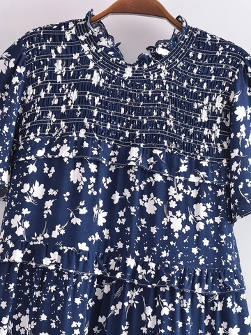 Dames Casual Marineblauw Bloemen Viscose Jurk Korte Mouw Smockwerk Gelaagd Ruffles Boho Maxi Jurk
