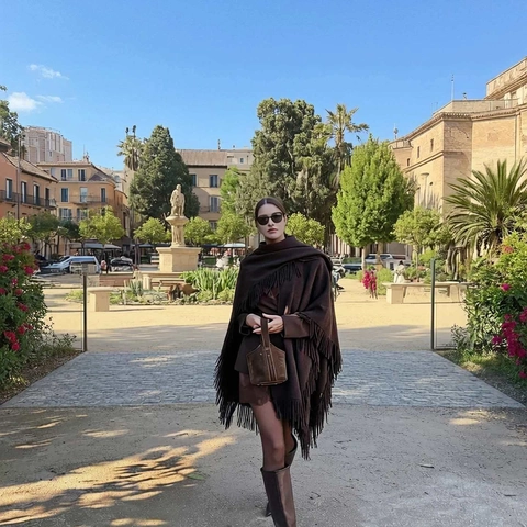 Women Elegant V Neck Tassel Poncho Knitwear Oversized Fringe Cape Autumn Winter Warm Pullover Solid Color Outerwear
