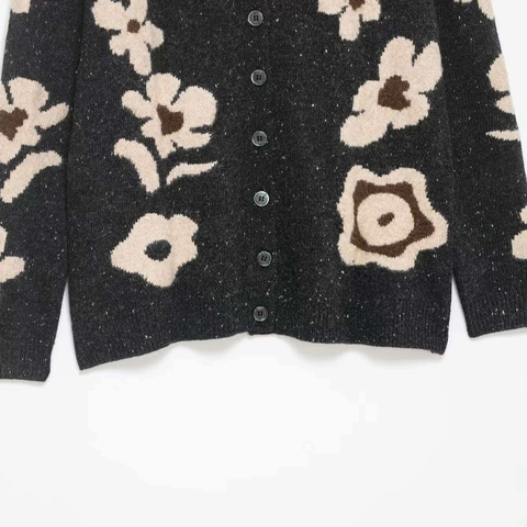 Women's Vintage Floral Jacquard Knit Cardigan Loose V Neck Long Sleeve Button Down Sweater Outerwear For Daily Wear