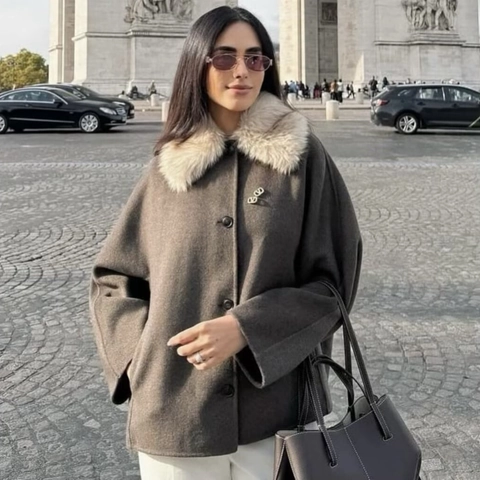 Women's Winter Retro Woolen Coat With Faux Fur Collar Loose Single Breasted Mid-Long Jacket Warm Commuter Overcoat Outwear