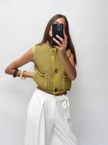 Women Chunky Knit Vest Sleeveless Button Down Cardigan Sweater with Pockets U-Neck Solid Color Casual Knitwear Top