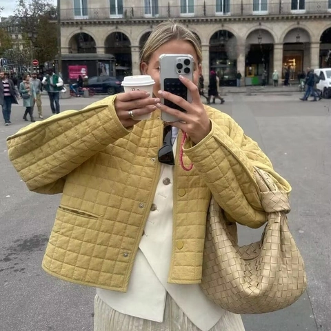 Chaqueta Corta Acolchada Casual para Mujer Cuello Redondo Manga Larga con Botones Abrigo Acolchado Moda Otoño Invierno Color Sólido