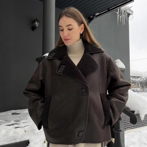 Women's Faux Shearling Fur Jacket Large Lapel Loose Suede Leather Coat Warm Fleece Lined Single Breasted Winter Outwear