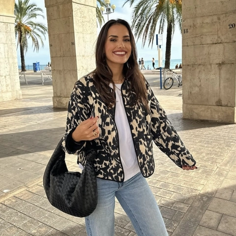 Women Leopard Print Quilted Jacket Fashion Round Neck Snap Button Long Sleeve Padded Outerwear With Pockets Casual Top