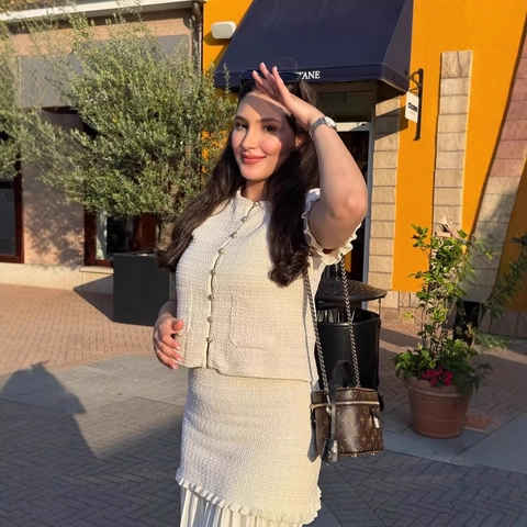 Elegante Strickjacke Im Kleinen Duftstil Mit Schlauchoberteil Und Plissee-Rock-Ensemble Für Damen Französische Lässige Mode
